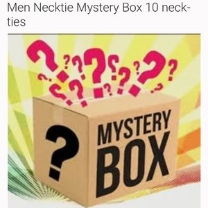 Mystery Box 10 LOTS CHRISTMAS Neck Ties VINTAGE BRAND NAMES